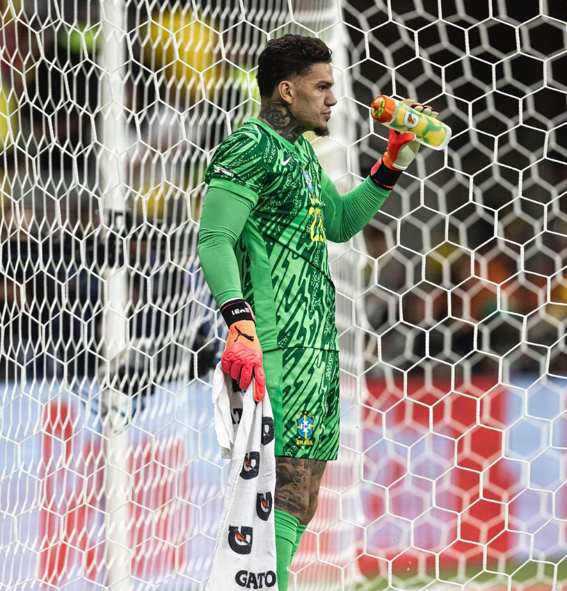 任何利益都 任何利益都